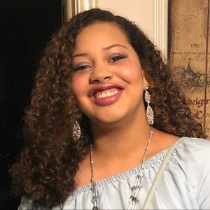 Meet your Posher, Annabella